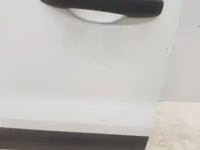 Second-hand car spare part right sliding side door for renault express confort 95 cv / 70 kw oem iam references 821006065r  821006065r