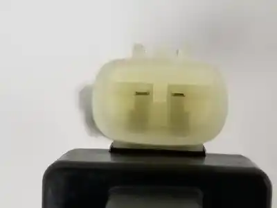 Second-hand car spare part trunk lock for toyota rav 4 iii (_a3_) 2.2 d (ala35_) oem iam references 6935028160  6935028161