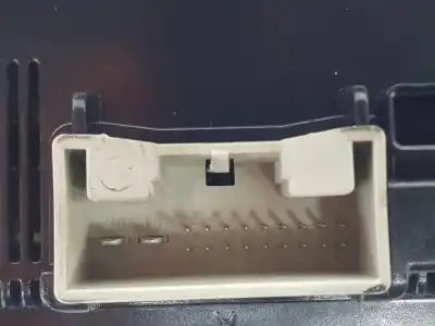 Автозапчасти б/у многофункциональное управление за skoda superb combi (3t5) elegance ссылки oem iam 3t0907044bl  3t0907044bl