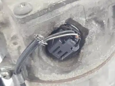 Second-hand car spare part air conditioning compressor for renault captur adventure oem iam references 926002352r  926002352r