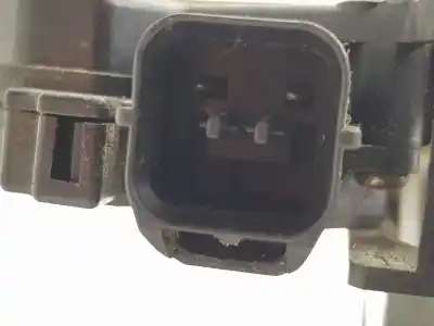 Автозапчасти б/у замок передней правой двери за mitsubishi l 200 (ka0/kb0) cabina doble intense 4x4 ссылки oem iam 5715a186  5715a186