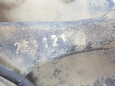 Second-hand car spare part front left knuckle for mitsubishi l 200 (ka0/kb0) cabina doble intense 4x4 oem iam references mr992377  mr992377