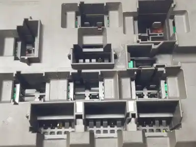 Peça sobressalente para automóvel em segunda mão caixa de fusíveis e relés por bmw serie 3 cabrio (e93) 320d referências oem iam 9119445  61149119445