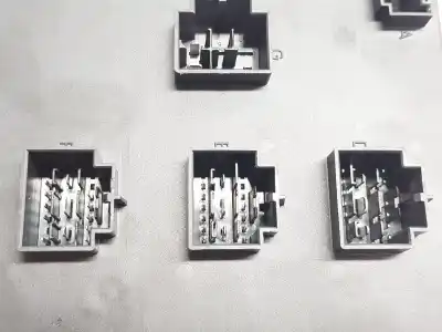 Автозапчастина б/у електронний модуль для audi a4 avant (8k5) (2008) básico посилання на oem iam 8k0907063dh  8k0907063dl