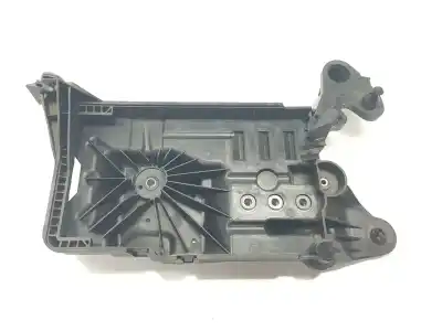 Pezzo di ricambio per auto di seconda mano Medio per SEAT LEON SPORTSTOURER (KL8) STYLE Riferimenti OEM IAM 5WA915331B  5WA915331B