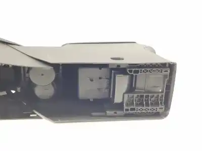 Pezzo di ricambio per auto di seconda mano bracciolo centrale per seat ateca (khp) style go 149 cv / 110 kw riferimenti oem iam 5758632439b9  575863243