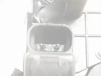 Piesă de schimb auto la mâna a doua încuietoare ușa din dreapta fațã pentru ssangyong korando premium 4x2 referințe oem iam 7122034001  7122034001