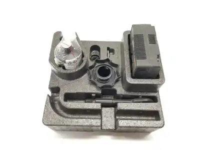 Second-hand car spare part Jack for SEAT ARONA STYLE OEM IAM references 5N0012615G  5N0012615G