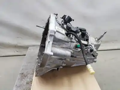 Автозапчастина б/у коробка передач для dacia dokker essential посилання на oem iam tl4373  320108786r