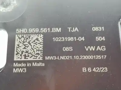 Second-hand car spare part interior light for cupra leon (5f16) tsi basis oem iam references 5h0959561bmtja  5h0959561bm