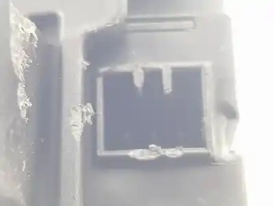 Peça sobressalente para automóvel em segunda mão Suporte Para Cartão De Arranque / Leitor De Chave por VOLVO V40 CROSS COUNTRY 2.0 D Referências OEM IAM 28227917  28227917