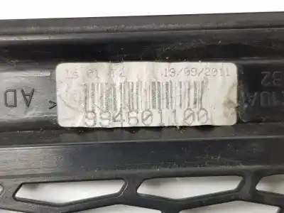 Second-hand car spare part front grille for land rover evoque 2.2 sd4 cat oem iam references lr032306  bj3216c629ac8pvm