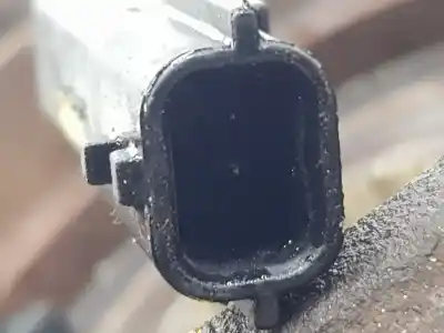 Second-hand car spare part front right knuckle for dacia dokker essential oem iam references 400145345r  400145345r