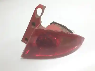 Автозапчасти б/у правый задний фонарь за SEAT LEON (1P1) Reference ссылки OEM IAM 1P0945112D  1P0945112D