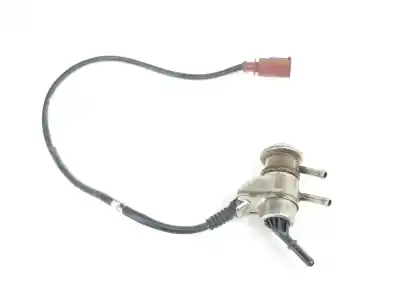 Second-hand car spare part INJECTOR for AUDI A6 BERLINA (4GC) 3.0 TDI clean diesel quattro OEM IAM references 4H0131113D  