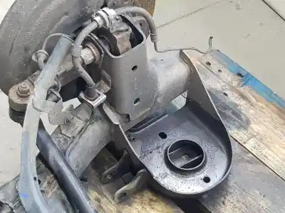 Peça sobressalente para automóvel em segunda mão charrió / suporte de eixo de trás por renault laguna coupe initiale referências oem iam 555017006r  555017006r