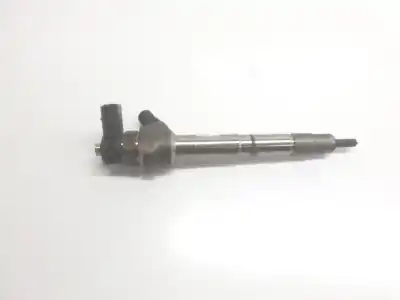 Pezzo di ricambio per auto di seconda mano Iniettore per AUDI Q3 (8UG) sport quattro 180 CV / 132 KW Riferimenti OEM IAM 04L130277AD  04L130277AC