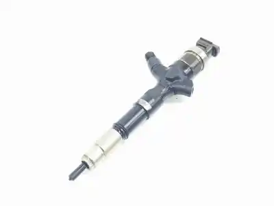 Pièce détachée automobile d'occasion INJECTEUR pour TOYOTA HILUX (KUN) Double Cab Sol 4X4 Références OEM IAM 2367030310  