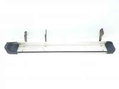 Pièce détachée automobile d'occasion MARCHE PIEDS POUR VOITURE pour TOYOTA LAND CRUISER (J9) TD GX Références OEM IAM 517716A031  