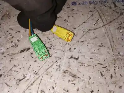 Second-hand car spare part multifunction switch for opel corsa e 1.3 16v cdti oem iam references 13142283  