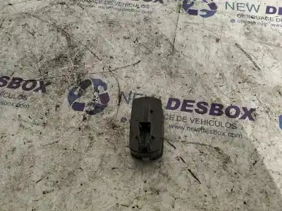 Pezzo di ricambio per auto di seconda mano interruttore alzacristalli anteriore sinistro per opel corsa e 1.3 16v cdti riferimenti oem iam 13258521aa  