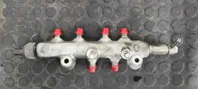 Pièce détachée automobile d'occasion RAMPE D'INJECTEUR pour MAZDA 5 BERL. (CR)  Références OEM IAM DENSO 0740  