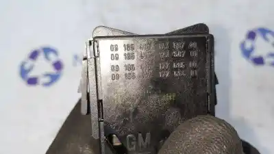 Pezzo di ricambio per auto di seconda mano comando pulito per opel combo tour riferimenti oem iam 09185413  