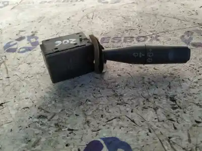 Peça sobressalente para automóvel em segunda mão COMUTADOR DE LIMPA VIDROS por PEUGEOT 206 BERLINA  Referências OEM IAM 96049597ZL  