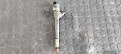 Pièce détachée automobile d'occasion Injecteur pour OPEL CORSA D Motor 1.3 Ltr. - 55 kW 16V CDTI Références OEM IAM 0986435102  
