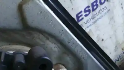 Peça sobressalente para automóvel em segunda mão elevador de vidros dianteira esquerda por audi a4 berlina (8e) 2.5 v6 24v tdi referências oem iam 8d0837397c  