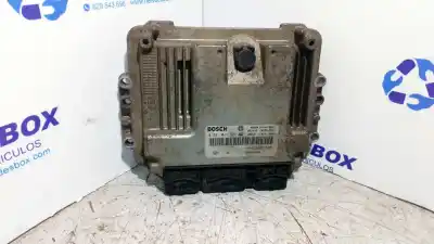 Second-hand car spare part ecu engine control for renault trafic combi (ab 4.01) 1.9 diesel oem iam references 0281011529  