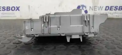 Second-hand car spare part fuse box unit for ford ka (ccu) titanium oem iam references 00517935210  