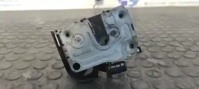 Автозапчастина б/у замок передніх дверей лівий для renault clio ii fase ii (b/cb0) 1.4 16v посилання на oem iam   