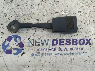 Pièce détachée automobile d'occasion pretensionneur d'airbag droit pour audi a4 berlina (8e) 2.0 tdi 16v (103kw) références oem iam 