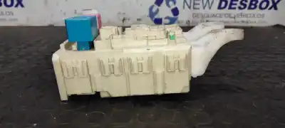 Second-hand car spare part fuse box unit for toyota auris active oem iam references   