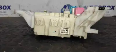 Second-hand car spare part fuse box unit for toyota auris active oem iam references   