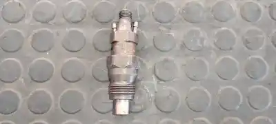 Pièce détachée automobile d'occasion INJECTEUR pour OPEL KADETT E  Références OEM IAM KCA17S42  
