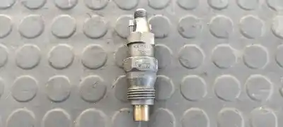Pièce détachée automobile d'occasion INJECTEUR pour OPEL KADETT E  Références OEM IAM KCA17S42  