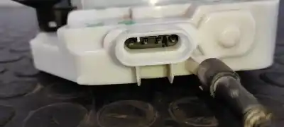 Second-hand car spare part left front door lock for renault twingo societe oem iam references 384978  