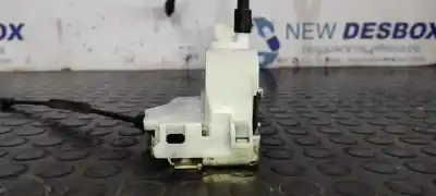 Second-hand car spare part front right door lock for renault twingo societe oem iam references 767632  