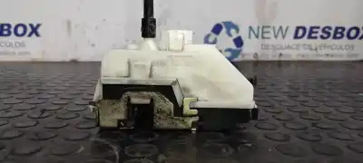 Second-hand car spare part front right door lock for renault twingo societe oem iam references 767632  