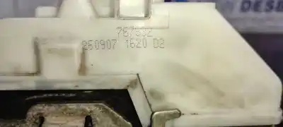 Second-hand car spare part front right door lock for renault twingo societe oem iam references 767632  