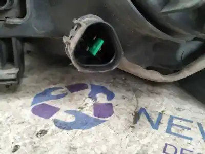 Second-hand car spare part right headlight for hyundai h1 2.5 crdi cat oem iam references   