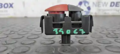 Second-hand car spare part hazard warning lights for renault twingo societe oem iam references 8200214896a  