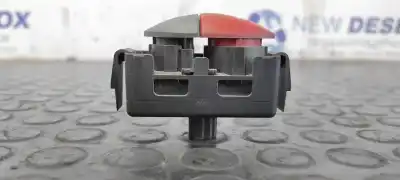 Second-hand car spare part hazard warning lights for renault twingo societe oem iam references 8200214896a  