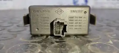 Second-hand car spare part hazard warning lights for renault twingo societe oem iam references 8200214896a  