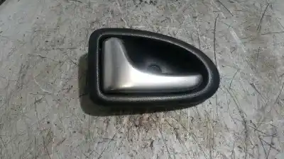 Автозапчасти б/у левая передняя внутренняя ручка за RENAULT CLIO II FASE II (B/CB0) 1.2 16V ссылки OEM IAM 96012221  