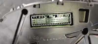 Peça sobressalente para automóvel em segunda mão quadrante por hyundai i20 active classic blue referências oem iam 94033c8200  