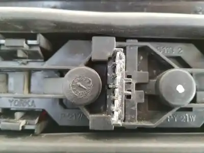 Second-hand car spare part left tailgate light for opel combo 1.3 16v cdti oem iam references 2120166  