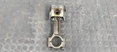 Pièce détachée automobile d'occasion Piston pour RENAULT MEGANE II BERLINA 5P Confort Authentique Références OEM IAM   